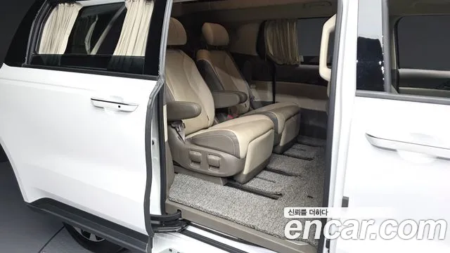 Kia Carnival 2022 thumb 12