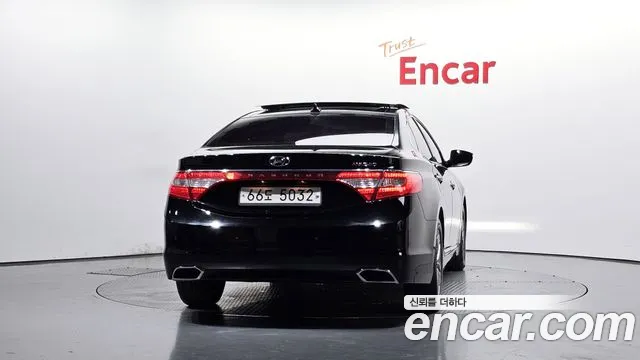 Hyundai Grandeur 2015 thumb 3