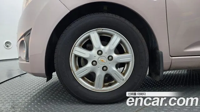 ChevroletGMDaewoo Spark 2011 thumb 5