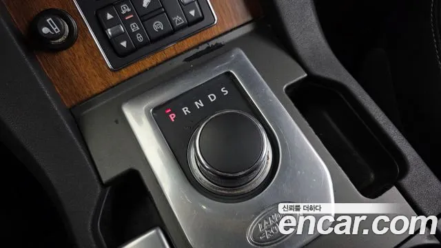Land Rover Discovery 2015 thumb 9