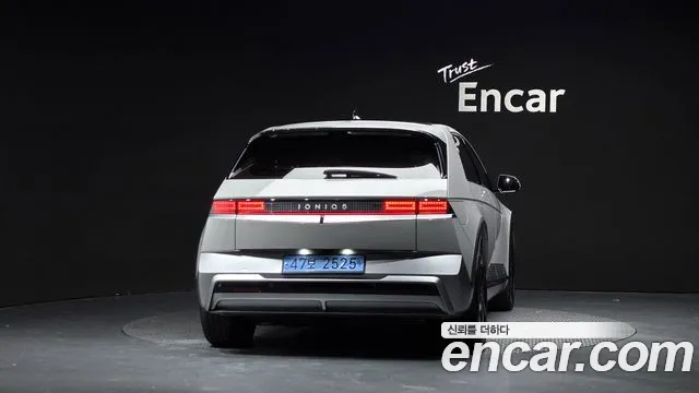 Hyundai IONIQ 5 2024 thumb 4