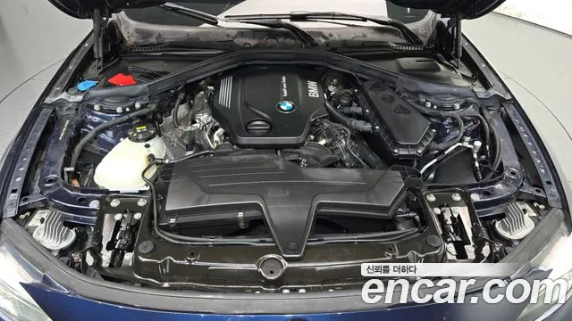 BMW 4-Series 2020 thumb 6