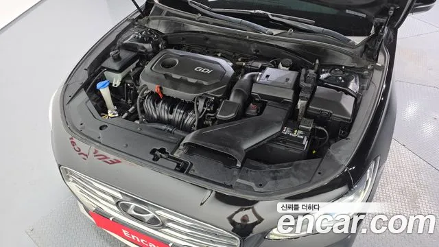 Hyundai Grandeur 2017 thumb 6
