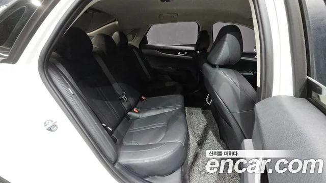Kia K5 2022 thumb 11