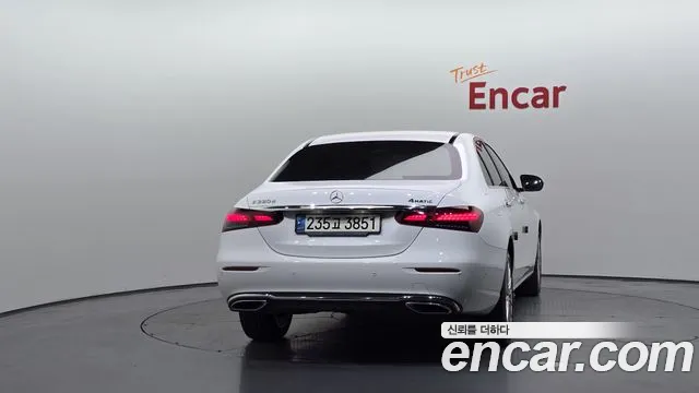 Mercedes-Benz E-Класс 2021 thumb 4