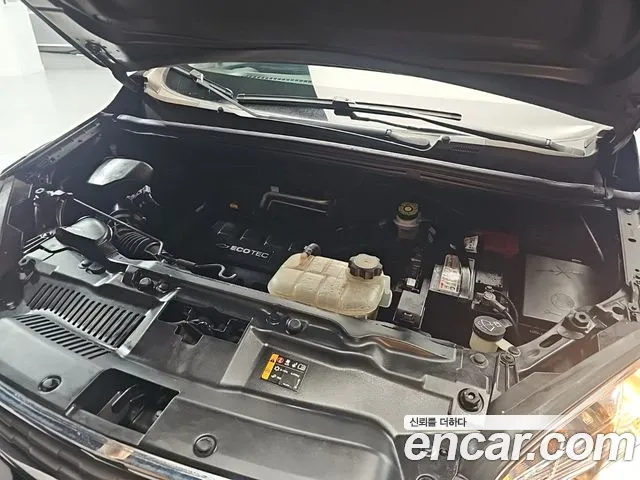 ChevroletGMDaewoo Tracker 2015 thumb 5
