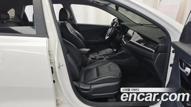 Kia Niro 2021 thumb 11