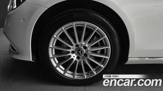 Mercedes-Benz E-Класс 2021 thumb 5