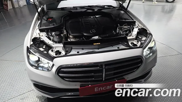 Mercedes-Benz E-Класс 2021 thumb 6