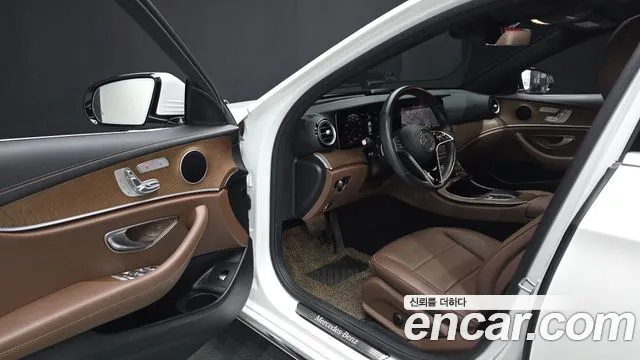 Mercedes-Benz E-Класс 2021 thumb 10