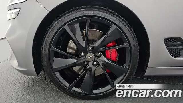 Genesis G70 2023 thumb 5