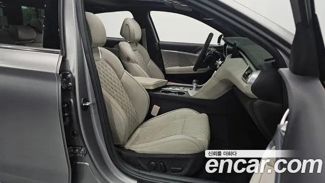 Genesis G70 2023 thumb 10