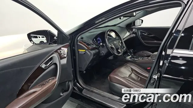 Hyundai Grandeur 2013 thumb 10