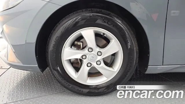 Hyundai Avante 2020 thumb 4