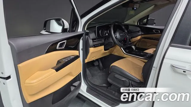 Kia Carnival 2023 thumb 10