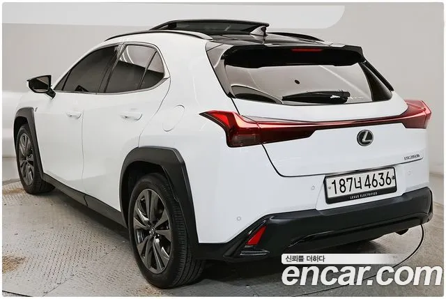 Lexus UX 2024 thumb 2