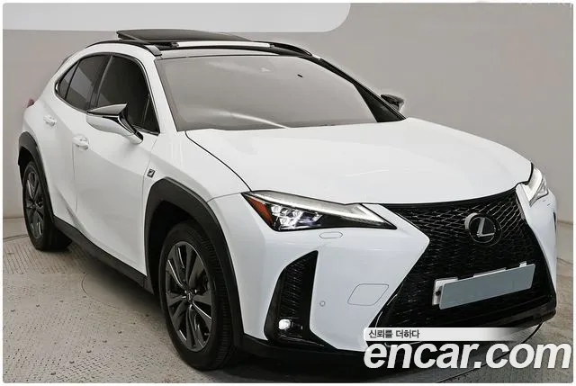 Lexus UX 2024 thumb 3