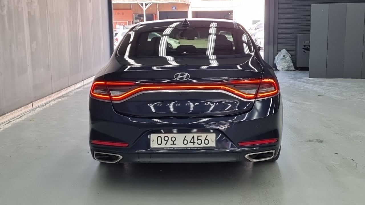 Hyundai Grandeur 2017 thumb 4