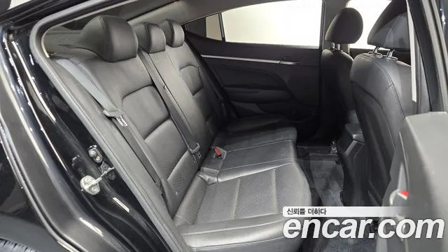 Hyundai Avante 2018 thumb 11