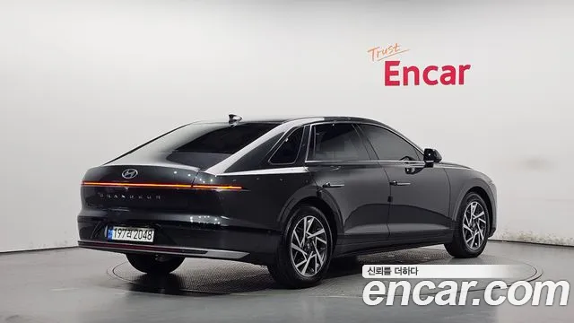 Hyundai Grandeur 2023 thumb 2