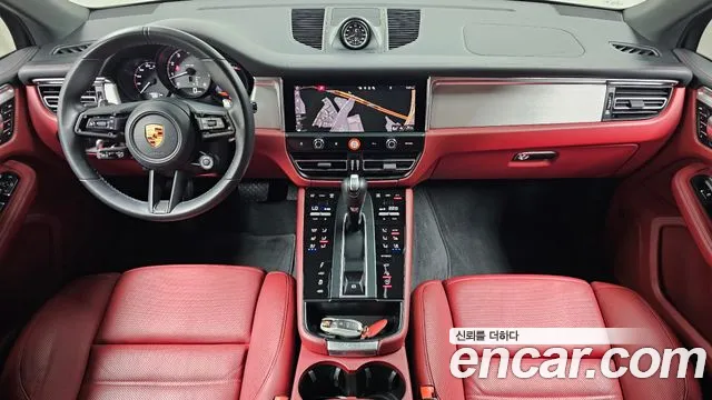 Porsche Macan 2022 thumb 6