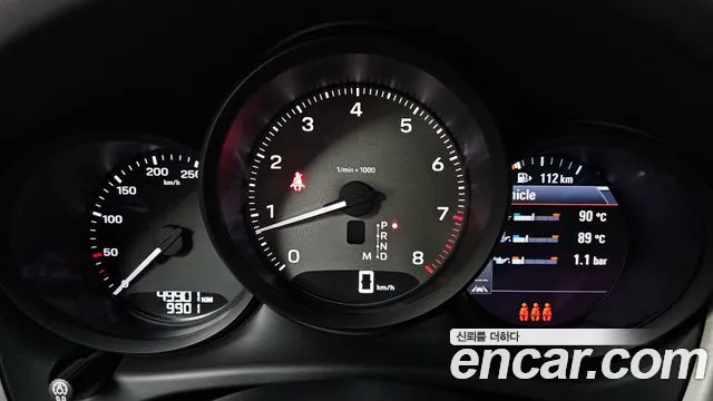 Porsche Macan 2022 thumb 7