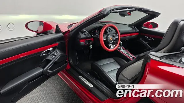 Porsche Cayman 2019 thumb 10