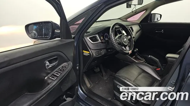Kia Carens 2016 thumb 10