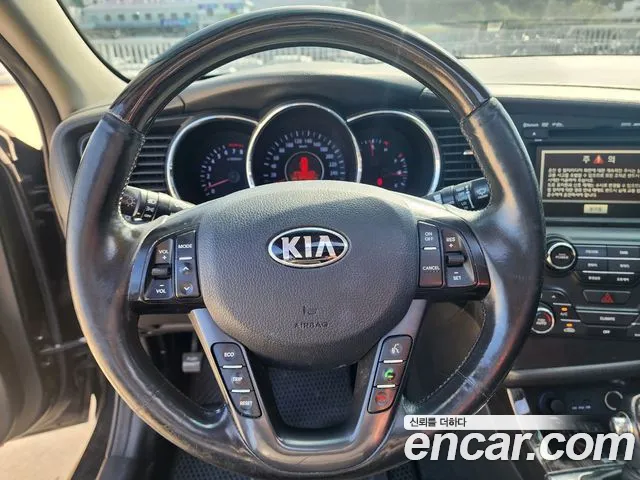 Kia K5 2012 thumb 10