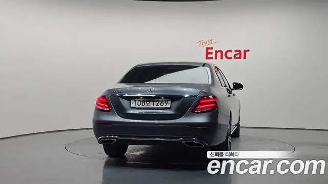Mercedes-Benz E-Класс 2020 thumb 3