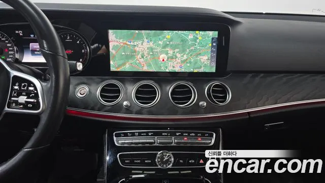 Mercedes-Benz E-Класс 2020 thumb 12