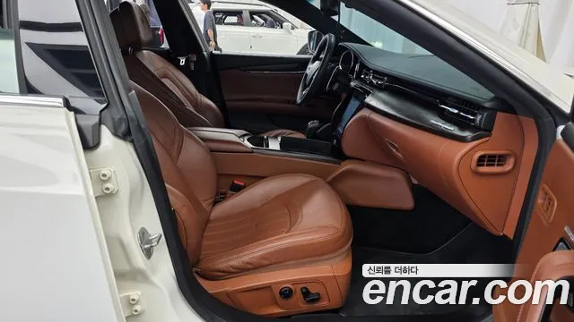 Maserati Quattroporte 2015 thumb 11