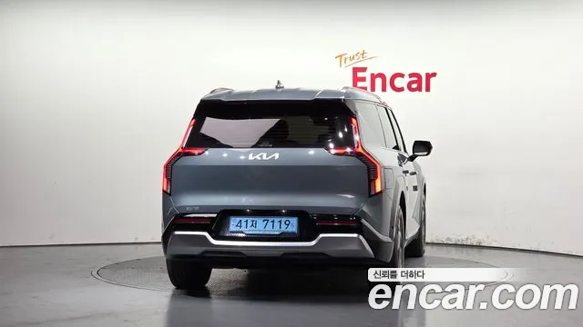 Kia EV9 2023 thumb 4