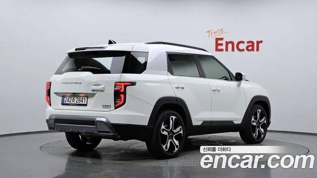 KG_Mobility_Ssangyong Torres 2025 thumb 2