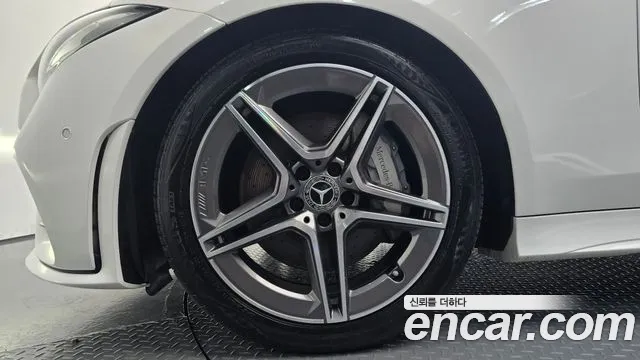 Mercedes-Benz CLS-Class 2019 thumb 4