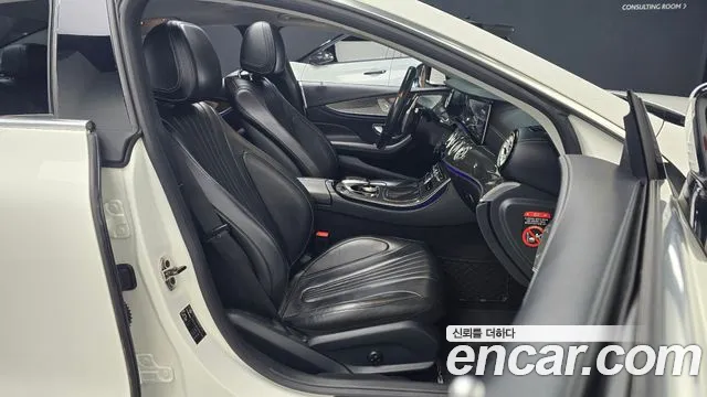 Mercedes-Benz CLS-Class 2019 thumb 9