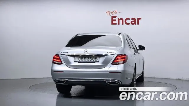 Mercedes-Benz E-Класс 2020 thumb 4