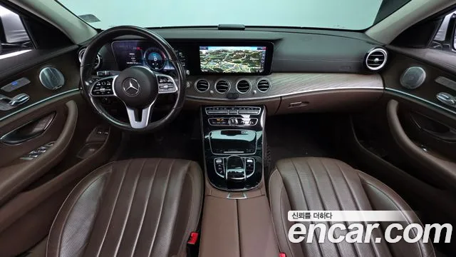 Mercedes-Benz E-Класс 2020 thumb 7