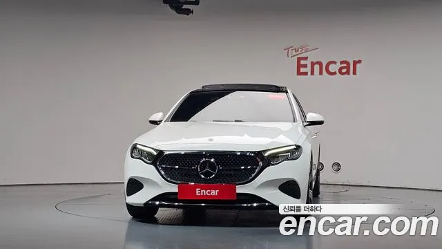 Mercedes-Benz E-Класс 2025 thumb 2