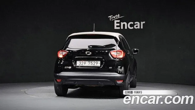 Renault-KoreaSamsung Captur 2014 thumb 4