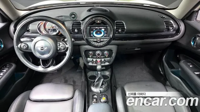 MINI Clubman 2017 thumb 7
