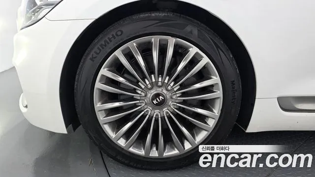Kia K9 2018 thumb 5