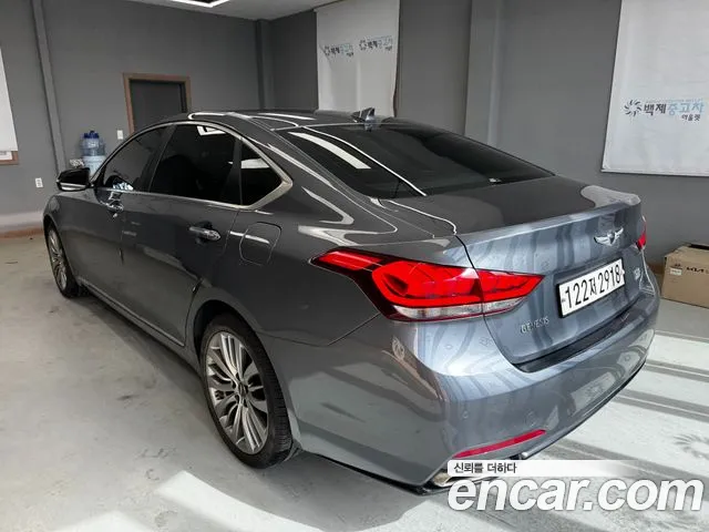 Hyundai Genesis 2016 thumb 2