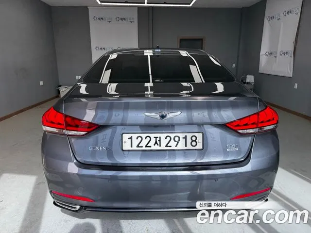 Hyundai Genesis 2016 thumb 4