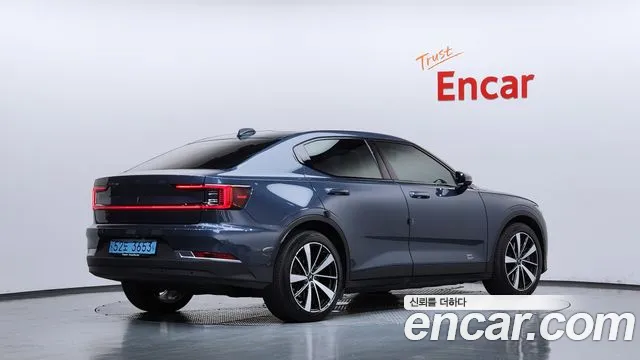 Polestar 2 2022 thumb 2