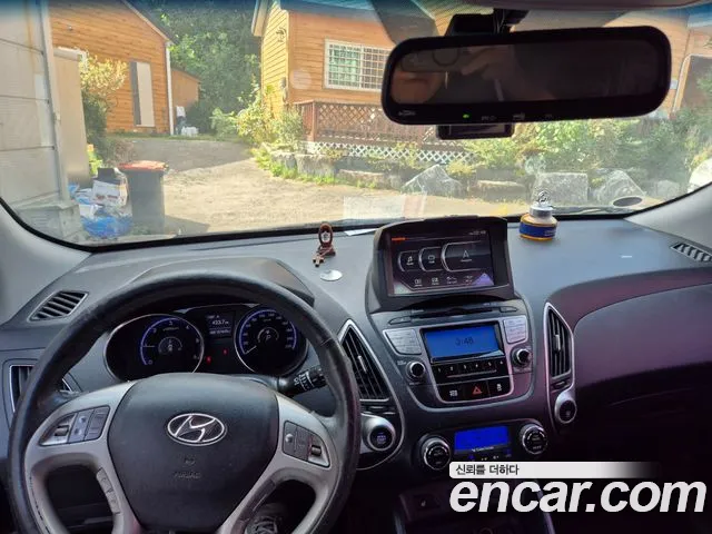 Hyundai Tucson 2012 thumb 9