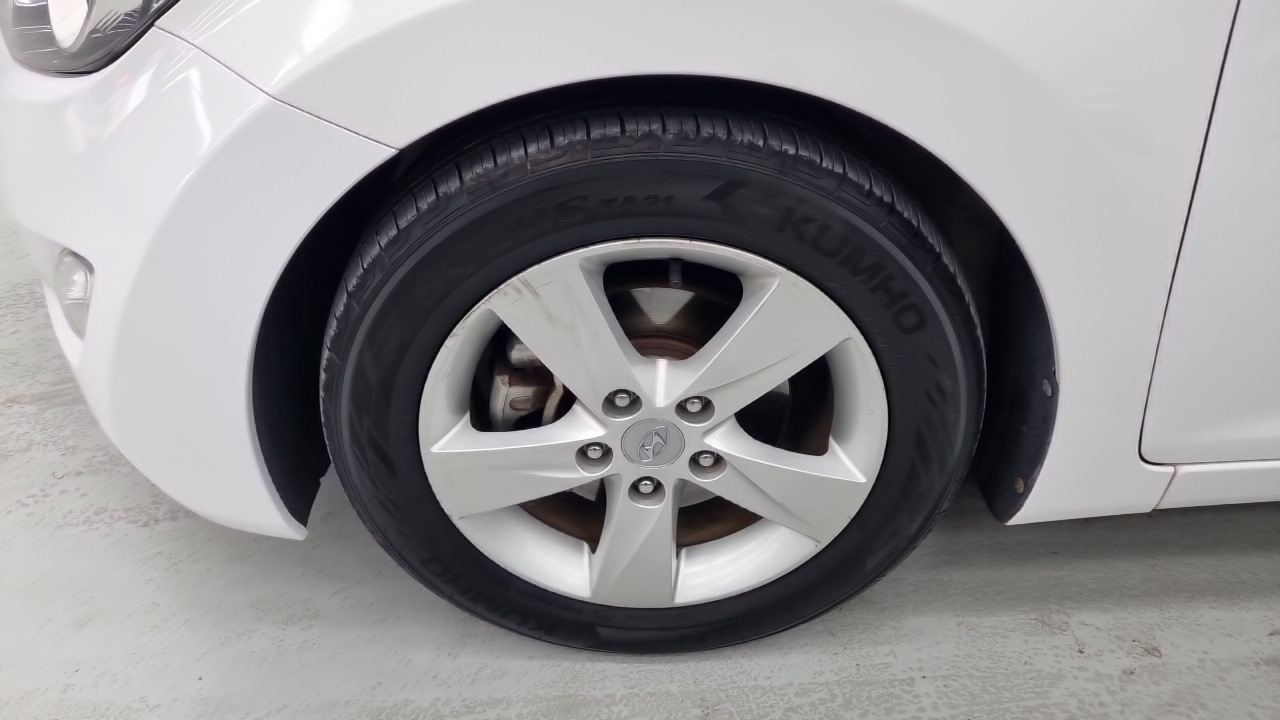 Hyundai Avante 2013 thumb 5