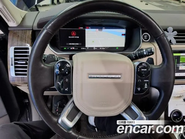 Land Rover Range Rover 2018 thumb 6