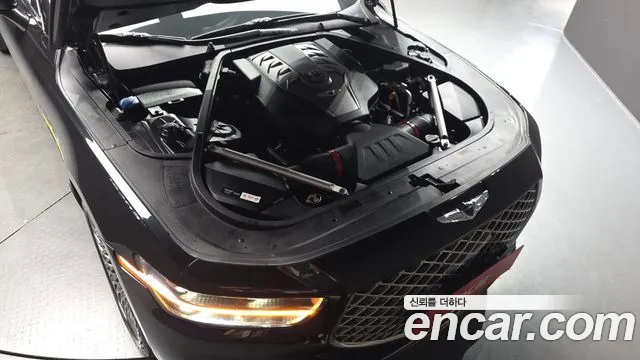 Genesis G90 2019 thumb 6