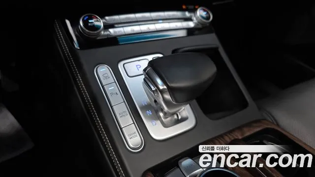 Genesis G90 2019 thumb 9